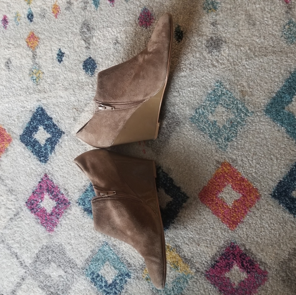 Corso Como Model Wedge Ankle Booties - image 5